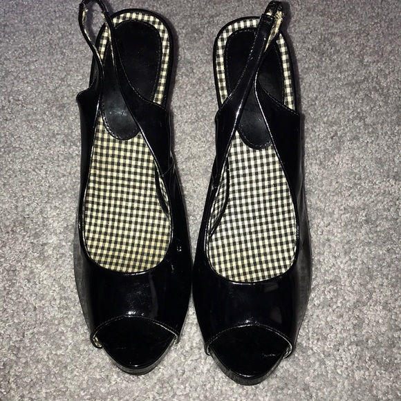 *FREE WITH PURCHASE Black Patten Leather Peep Toe - Picture 3 of 5